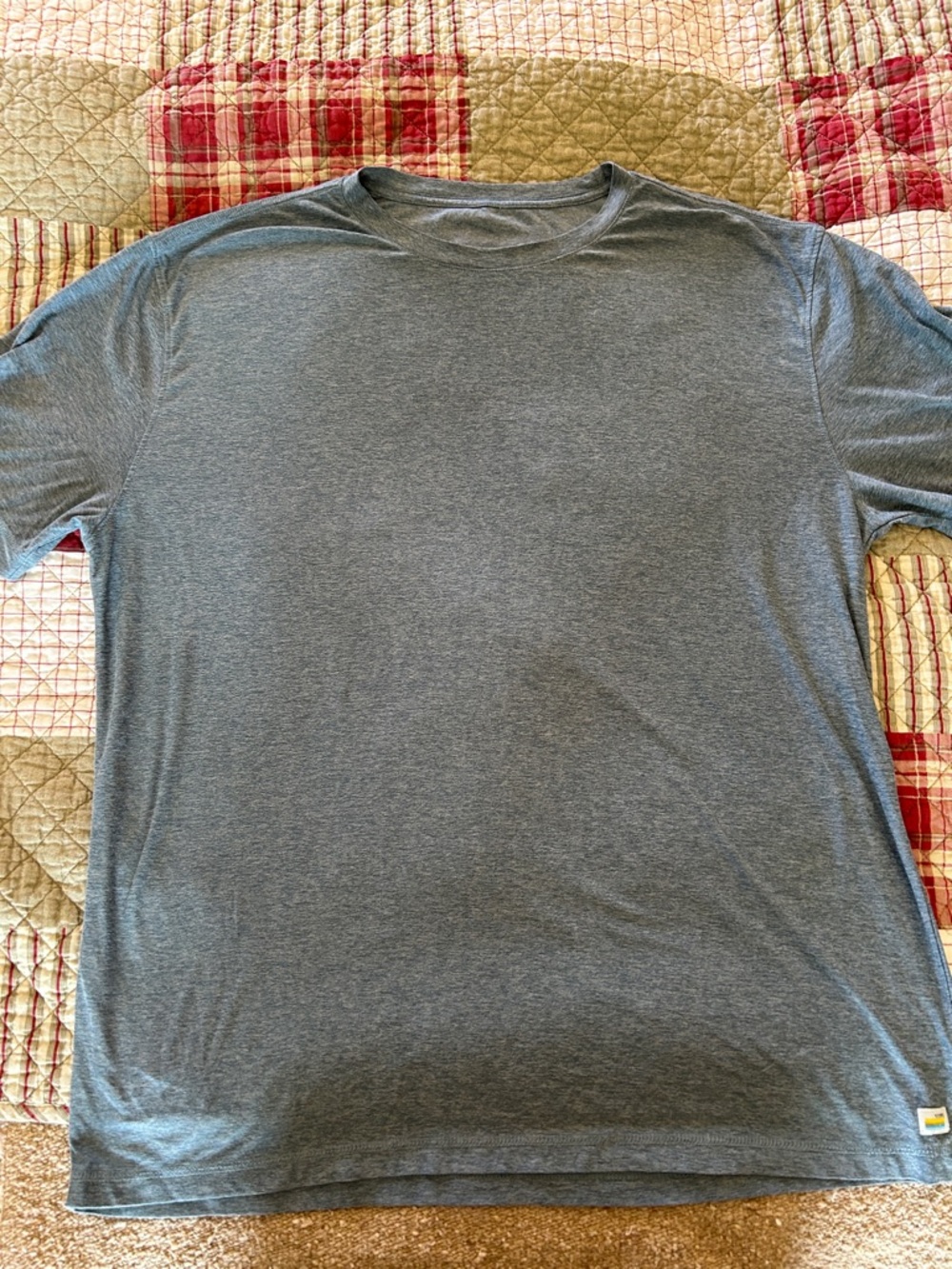 Vuori Short Sleeve Crew Tee in Heather Blue-Gray